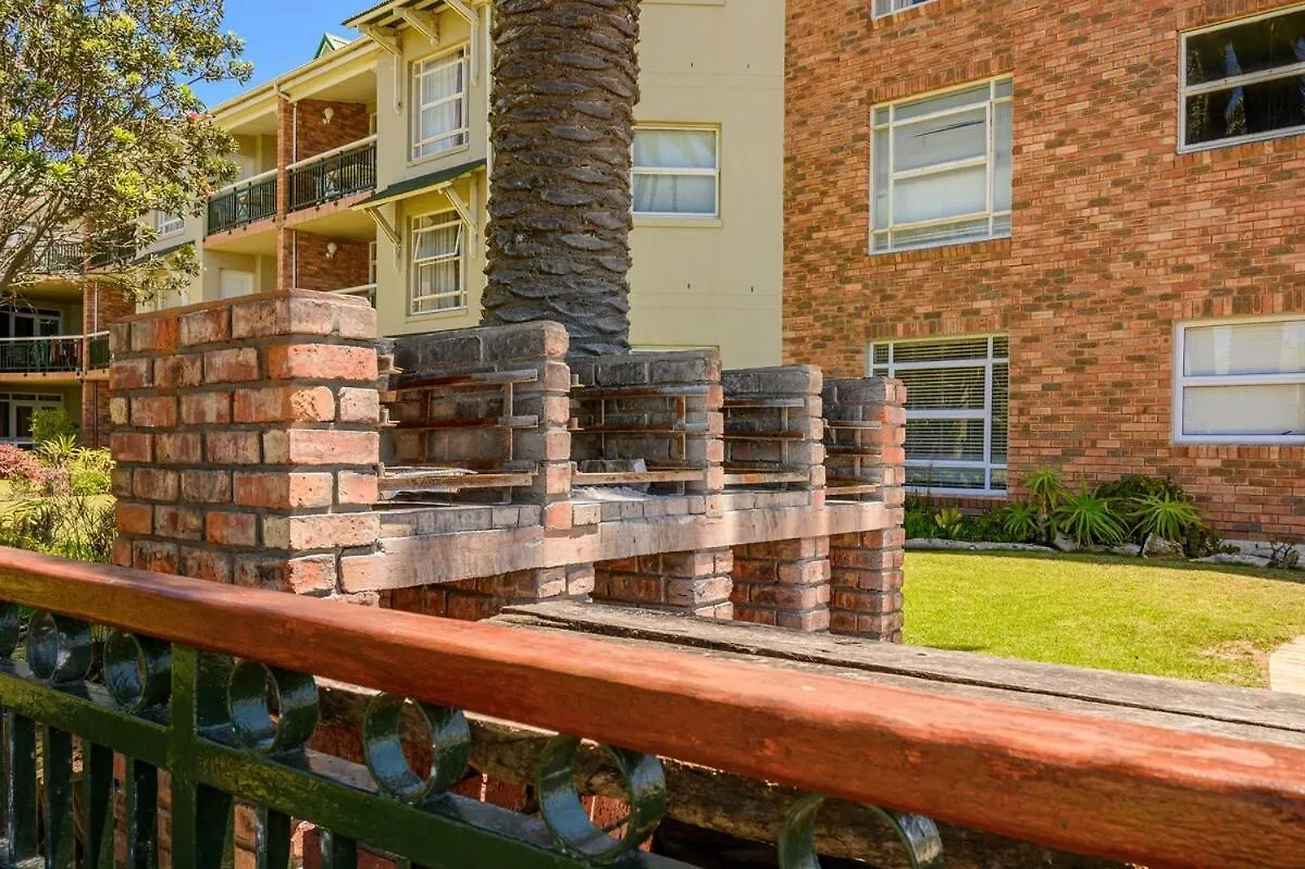 Beach View Brooke'S Hill Suites Port Elizabeth Apartment